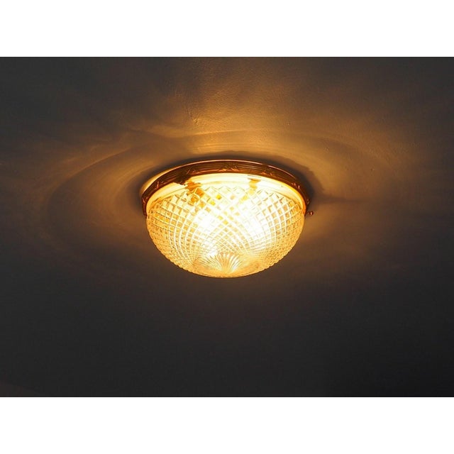 Please check your ceiling will hold this beauty as it weighs over 4 kgs approx 10lbs, fabricated approx in the mid 1960s...