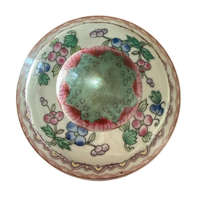 Pink Large Vintage Chinoiserie Famille Rose Export Ginger Jars With Lids on Carved Wood Base - A Pair For Sale - Image 8 of 10