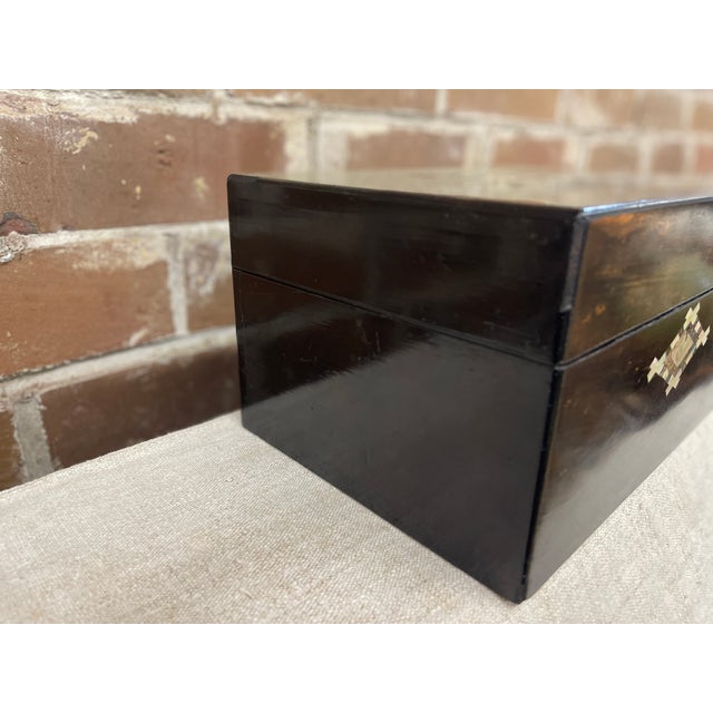 Beautiful Victorian traveling vanity box filled with original cut glass jars, containers and accessories.. The fitted box...