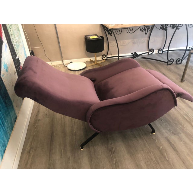 Reclining Chair in Purple Velvet, 1970s For Sale - Image 9 of 14
