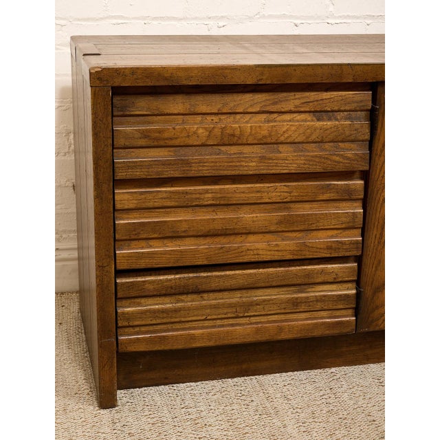 American of Martinsville Mid 20th Century American of Martinsville Dresser For Sale - Image 4 of 12