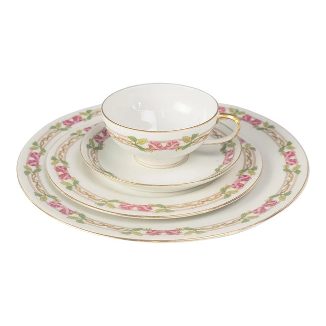 w.m. Guerin Limoges “Rose & Stem” 4-Piece Place Setting, Hand-Gilded French Porcelain Circa 1900–1930 For Sale