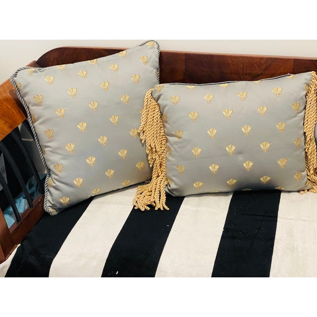 1960s Gorgeous Pair Silk Brocade Golden Bee Pillows With Fringes and Rope For Sale - Image 4 of 4