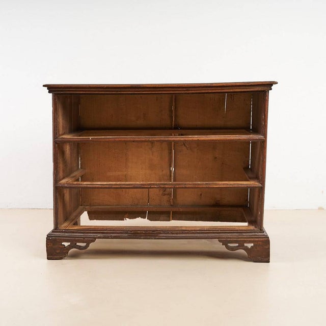 Emilian Chest of Drawers, 17th Century For Sale - Image 3 of 9