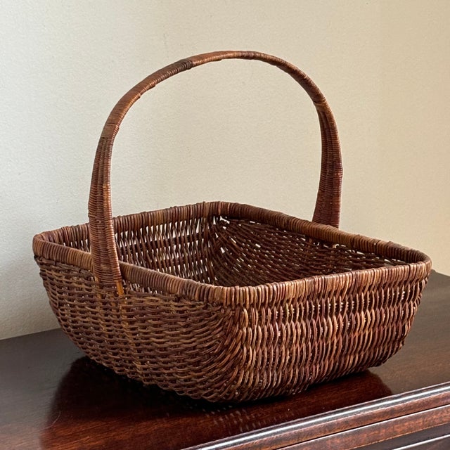 Small Vintage Decorative Trug With Arched Handle For Sale - Image 11 of 11