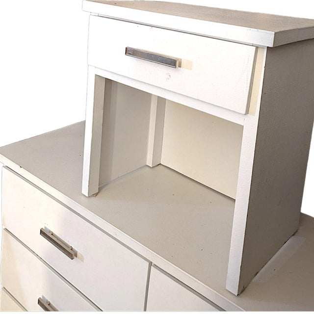 Mid-Century White Painted Wood Dresser & Nightstand Set With Brushed Brass Toned Pulls For Sale In Palm Springs - Image 6 of 7