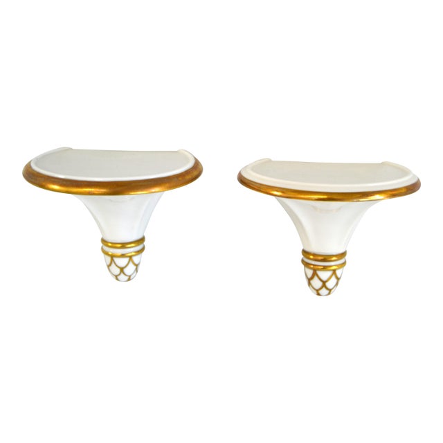 Pair of 1940s Hutschenreuther Selb Bavaria Gilt Porcelain Corbel Wall Brackets, Germany For Sale