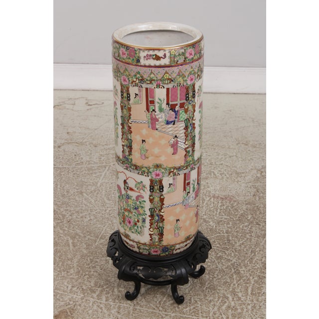 Chinese Antique Chinese Familia Rose Umbrella Stand For Sale - Image 3 of 16