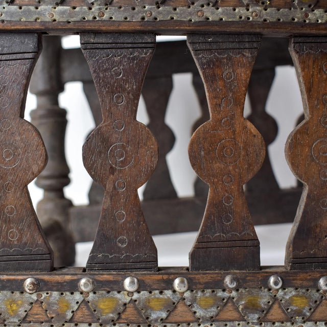 Early 20th Century Malinke Senufo Traveling Wooden Chair Guinea For Sale - Image 11 of 17