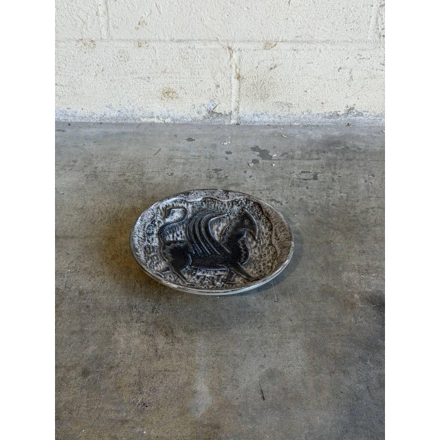 Mid-Century Modern Ceramic Shallow Bowl Sgraffito a Mythical Creature Motif Johgus Bornholm Mid-Century 1960s For Sale - Image 3 of 9