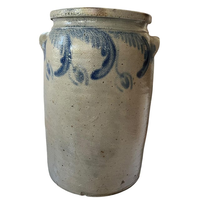 Gray Antique 3-Gallon Salt-Glazed Stoneware Crock With Cobalt Decoration, Attributed to David Parr, c.1860–1875 For Sale - Image 8 of 10