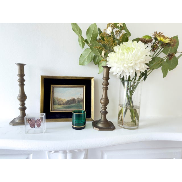 Glass 1950s Mid-Century Modern Emerald Green Whiskey Glasses With Gold Rim - Set of 5 For Sale - Image 7 of 9