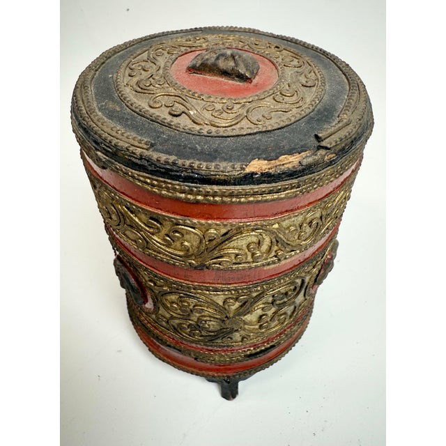 Red Antique Burmese Lacquerware Betel Box Kun It W/ Liner Red & Gilt 19th / Early 20th C. For Sale - Image 8 of 10