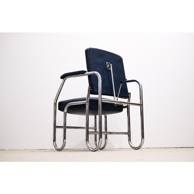 50s barber chair, chrome-plated steel tube, backrest continuously adjustable, seating area swiveling, beautiful used...