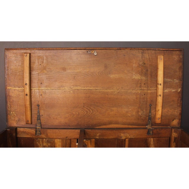 Wood Circa 1765-80 English George III Period Oak Mule Chest For Sale - Image 7 of 10