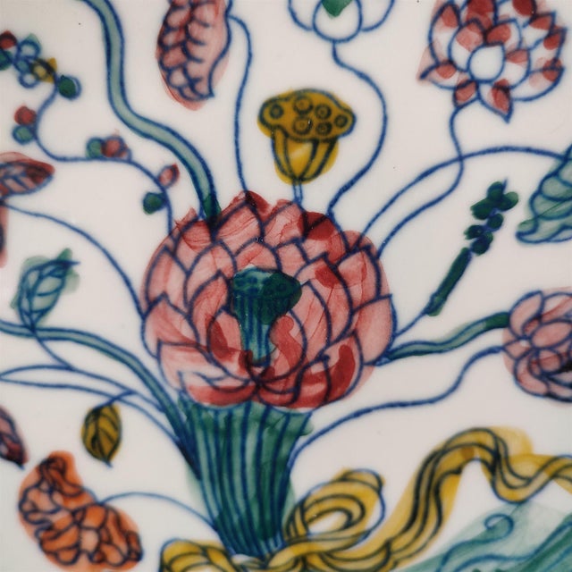Chinese Ceramic Plate,Famille Rose Porcelain Plate Hand Painted Flower Bouquet Pattern For Sale - Image 9 of 11