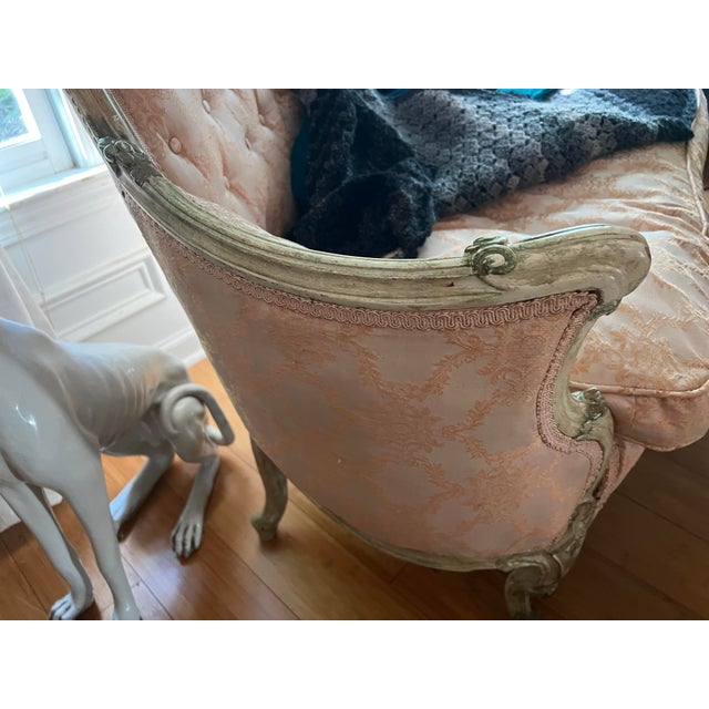 1970s Vintage French Boudoir Style Pink Cushioned Settee With White Wooden Detailed Frame For Sale - Image 11 of 12