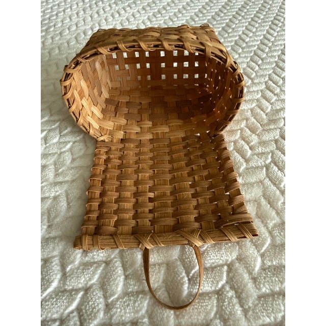 Wood Vintage Beautiful Cherokee White Oak Wall Basket – Orig. Certification Tag by Renowned Alyne Driver For Sale - Image 7 of 15