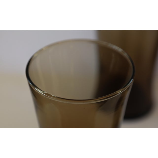Vintage Anchor Hocking Linden Mocha Tawny Brown Glass Flared Tumblers – 16oz, Retro Mid-Century Style For Sale - Image 14 of 18