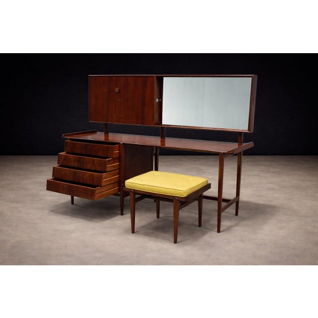 Brazilian Modern Dresser With Stool in Rosewood, Carlo Hauner for Forma, 1950s For Sale - Image 10 of 16