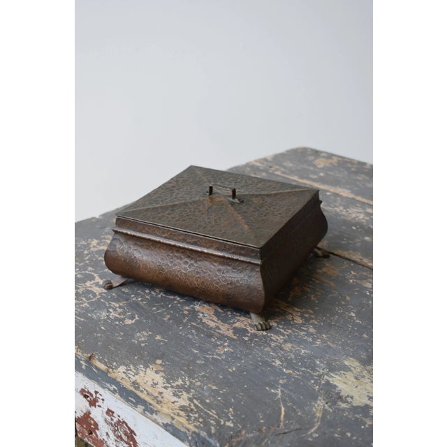 1930s Vintage Hammered Copper Lidded Storage Box, Circa 1930s For Sale - Image 5 of 16