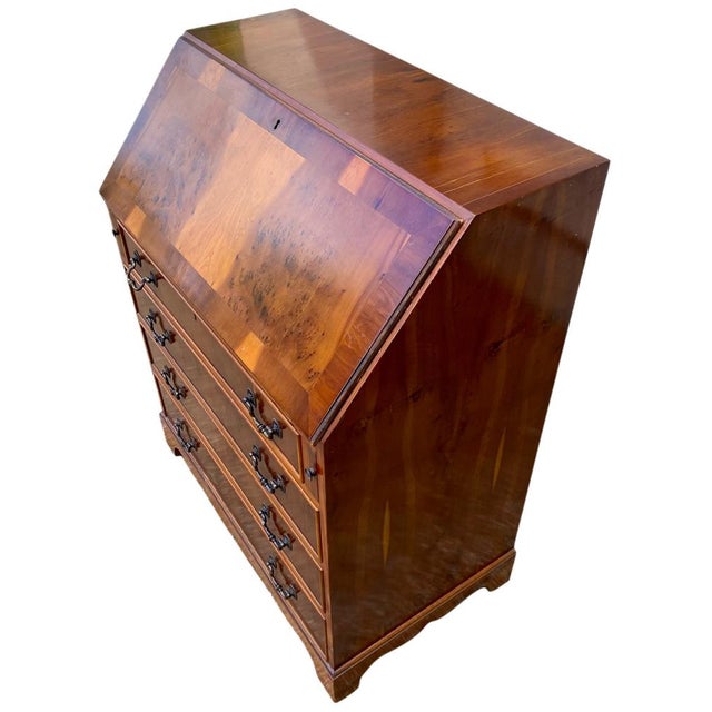1930s Vintage English Walnut Secretaire, 1930s For Sale - Image 5 of 9