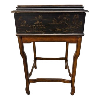 Ethan Allen Chinoiserie Box on Stand Flip Top Side Table #13-9235 For Sale