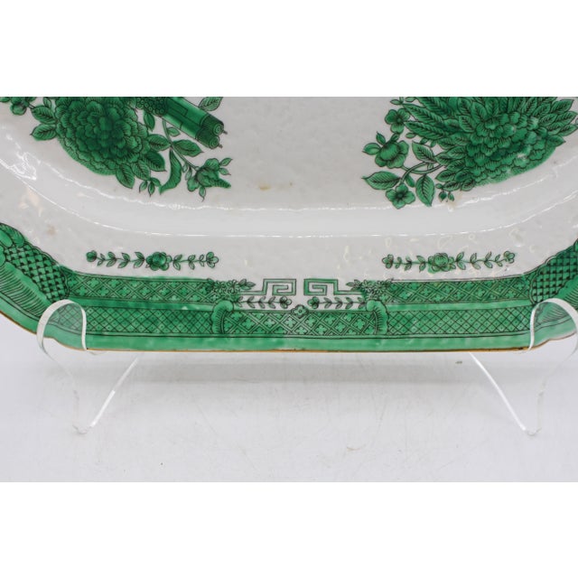 Ceramic Circa 1912-49 Green Fitzhugh Chinese Export Porcelain Armorial Tureen, Cover, & Undertray For Sale - Image 7 of 14
