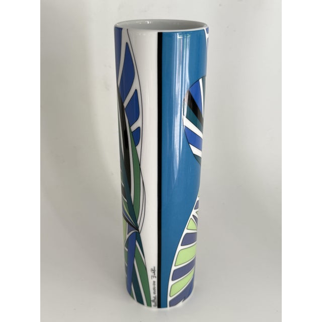 23 cm boy. Unused in original packaging. This piece has an attribution mark, I am sure that it is completely authentic and...