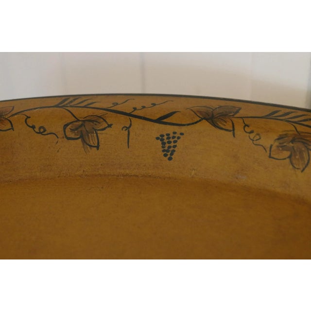 Metal Mid-Century Italian Tole Tray Table in Yellow With Pastoral Figural Scene For Sale - Image 7 of 14