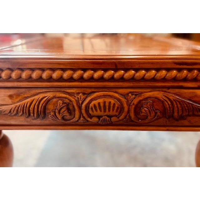 Vintage Solid Wood Traditional End Tables – Pair For Sale - Image 4 of 7