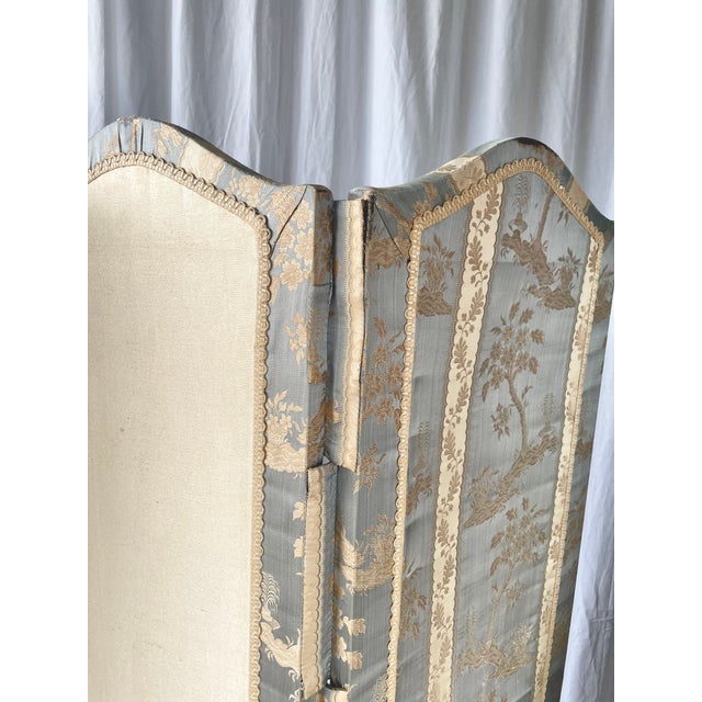 Wood Vintage Screen in Damask Silk, 1920s For Sale - Image 7 of 18