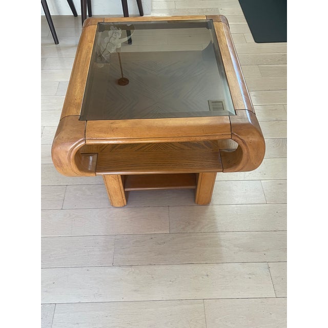 This side/end/accent table is a great example of when Mid-Century Modern (MCM) organic forms intersected with Space Age,...