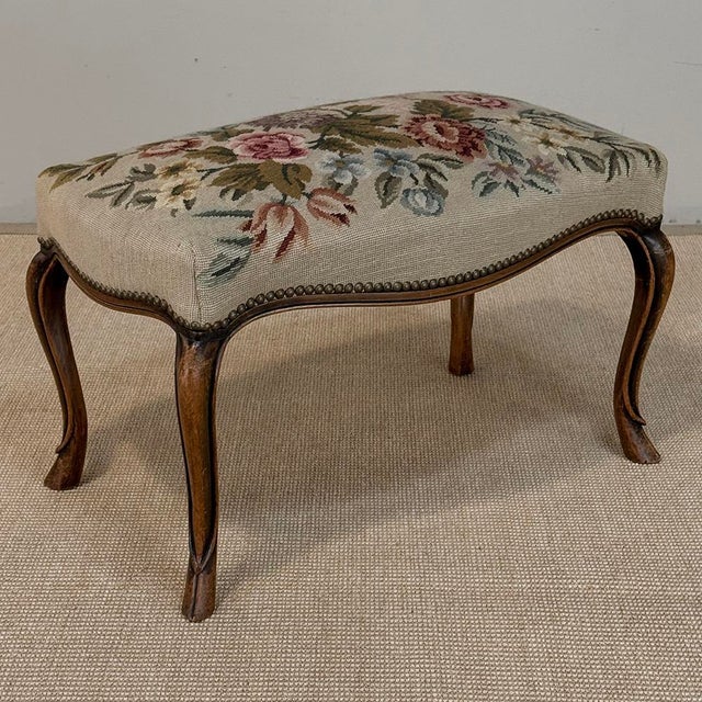 Antique Louis XV Walnut Footstool With Floral Needlepoint Upholstery For Sale In Dallas - Image 6 of 9