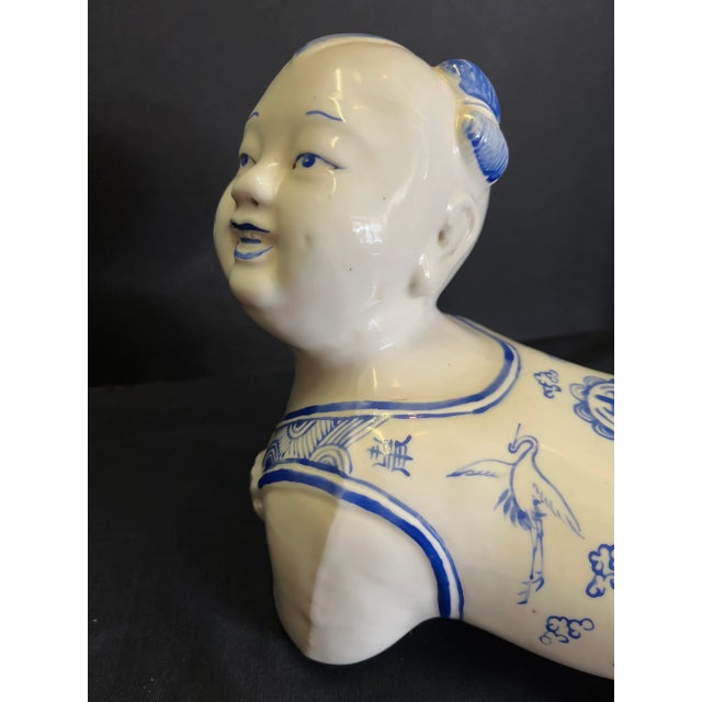 1900 - 1909 Asian Blue and White Pillow Rest For Sale - Image 5 of 11