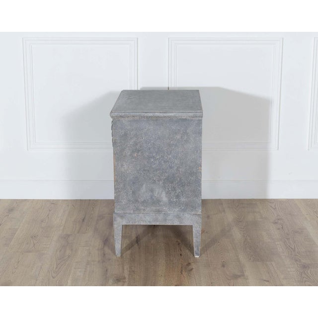 Slate Gray Swedish Painted Chest of Drawers in Grey-Blue, circa 1920 For Sale - Image 8 of 8