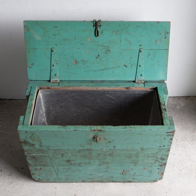 Teal Vintage Cambridge University Rowing Team Ice Box Drinks Cooler Crate, Early 20th Century For Sale - Image 8 of 16