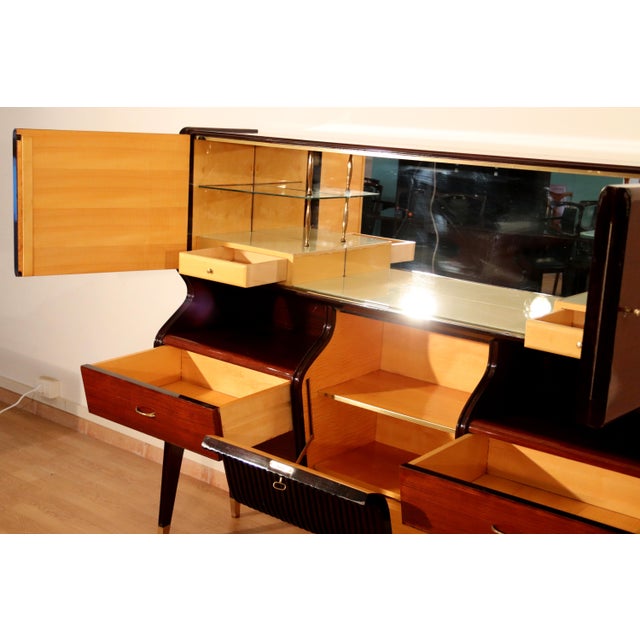 Mid-Century Sideboard in Mahogany, Rosewood and Maple by Osvaldo Borsani, Italy, 1950s For Sale - Image 13 of 18