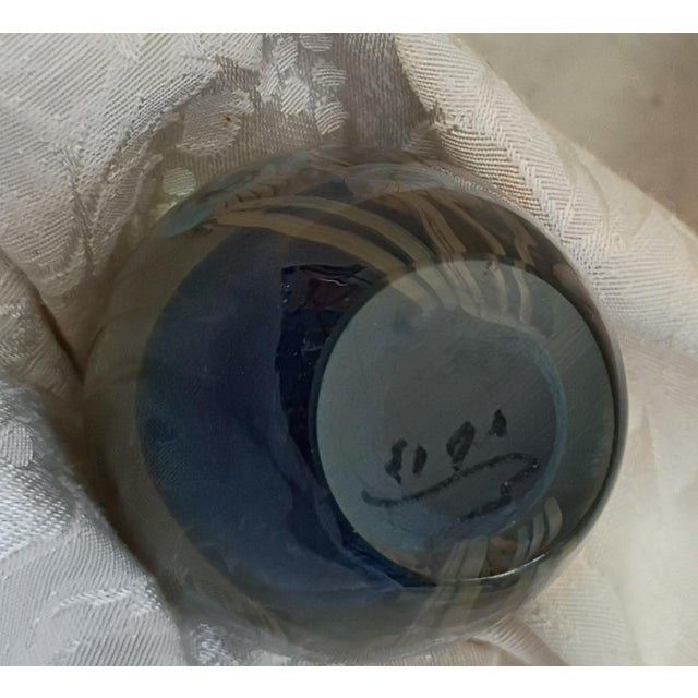 Art Nouveau Vintage Robert Eickholt Signed Art Glass Floral Egg Paperweight For Sale - Image 3 of 11