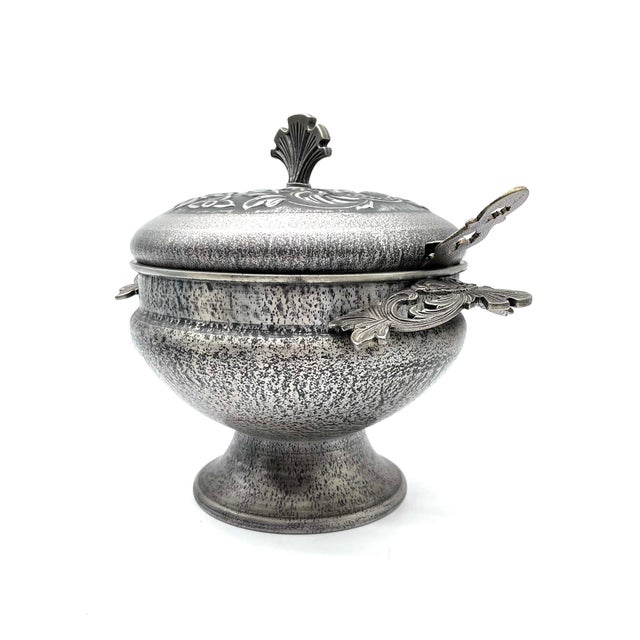 1950s Large Tin Soup Tureen with Lid and Ladle from Pewter Mastad, Norway, 1950s, Set of 2 For Sale - Image 5 of 18