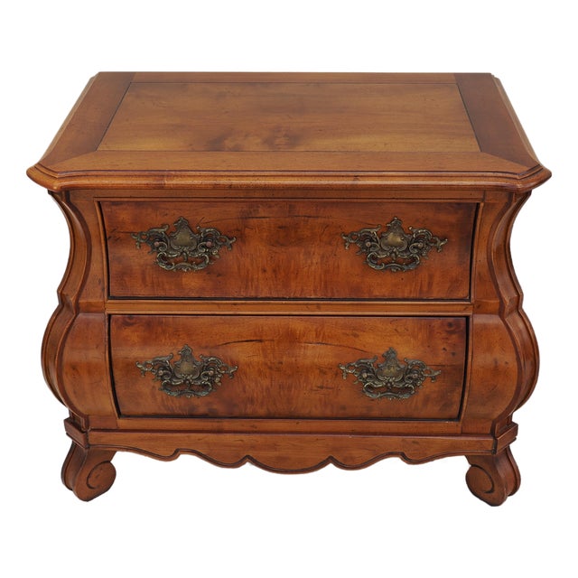 Vintage Henredon French Louis XV Style Two Drawer Bombe Chest Nightstand or Side Table For Sale
