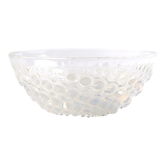 Early 20th Century Lalique Volutes Opalescent Glass Bowl For Sale