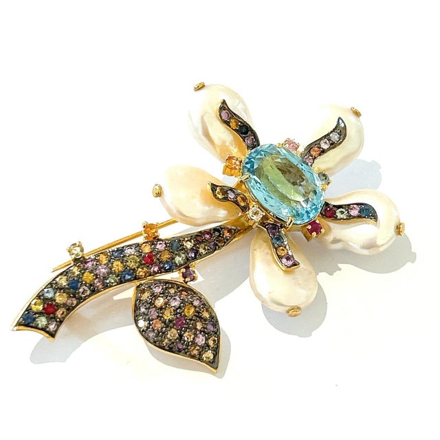 Baroque Bochic "Orient" Vintage Pearl, Multi Sapphire & Topaz Brooch 18K Gold & Silver For Sale - Image 3 of 18