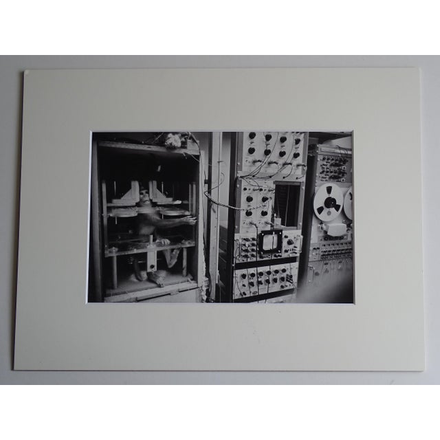 Henri Cartier-Bresson, Monkey, Berkeley, California, 1967, 1979, Photolithograph For Sale - Image 6 of 7