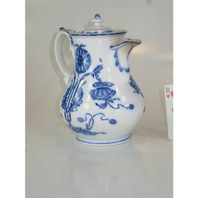 Antique Villeroy Boch Dresden Tea Pot Art Nouveau Poppys Blue and White For Sale - Image 10 of 12