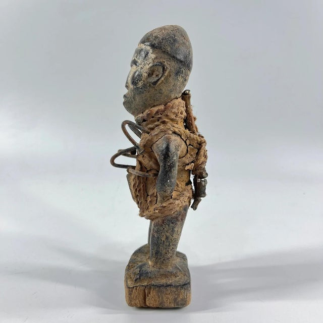 Early 20th Century Kongo Nkisi Nkondi Power Fetish Figure For Sale - Image 4 of 10