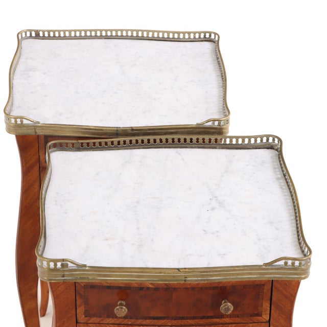 Pair of French Louis XV Style Marble-Top Nightstands or End Tables, C 1950 For Sale - Image 4 of 5