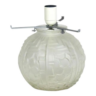 Art Deco French Glass Lamp in the Classic Manner of Lalique For Sale