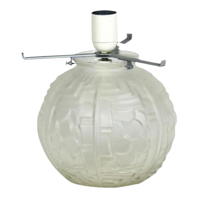 Art Deco French Glass Lamp in the Classic Manner of Lalique For Sale