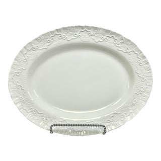 1989 Vintage English Americana Wedgwood for Ralph Lauren Le Blanc Claire Dinnerware Serving Platter For Sale